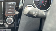 Nissan Qashqai 1.3 DiG-T N-Connecta 5dr Petrol Hatchback